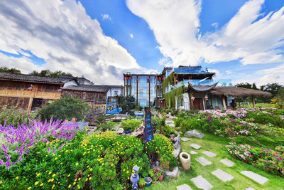 避开景区坑人陷阱 实用反击攻略与客栈选择指南